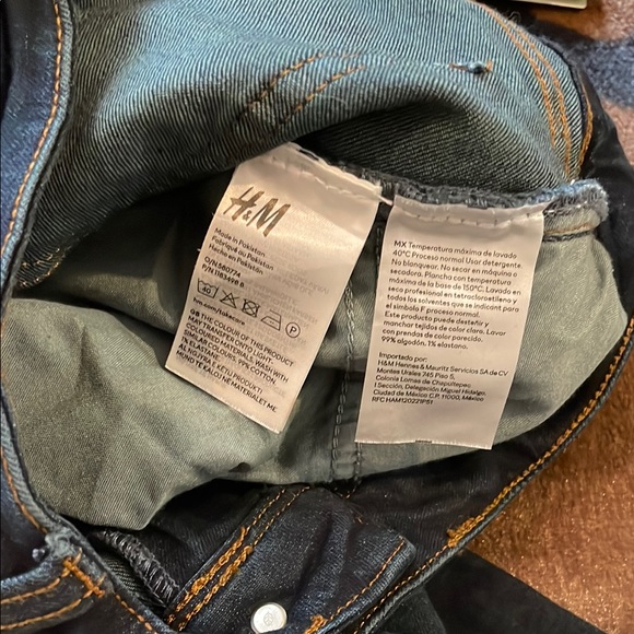 “H & M” Dark Blue Flared Jeans! - Picture 6 of 6